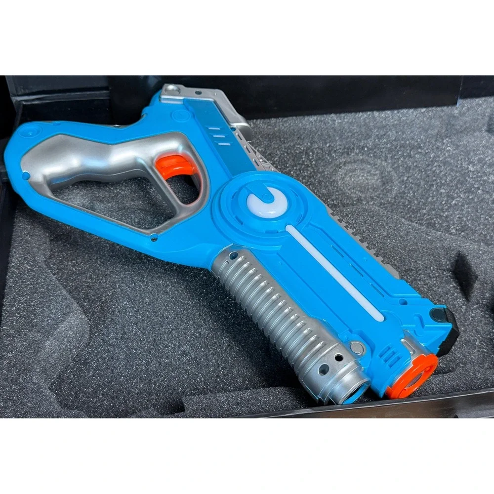 Dynasty Toys Laser Tag Set: 2 Player Battle Blasters, Blue White w/Case, WORKS